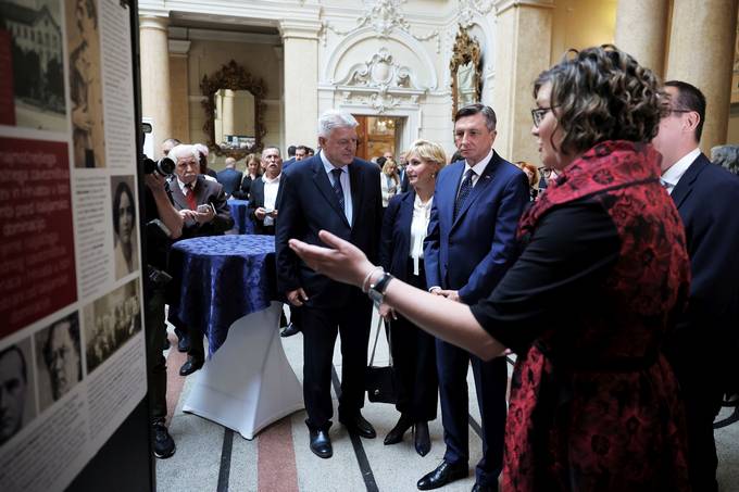 Predsednik Republike Slovenije Borut Pahor na osrednji slovesnosti ob 30-letnici delovanja Zveze slovenskih drutev na Hrvakem