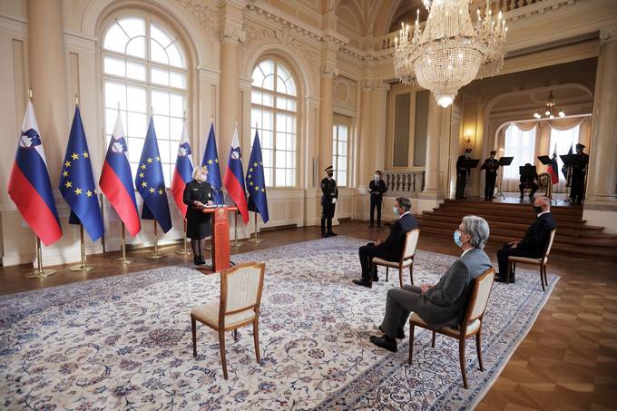 Ob dnevu Rudolfa Maistra se je predsedniku republike s slavnostnim nagovorom pridruila mag. Luka Lazarev erbec, predsednica Zveze drutev general Maister