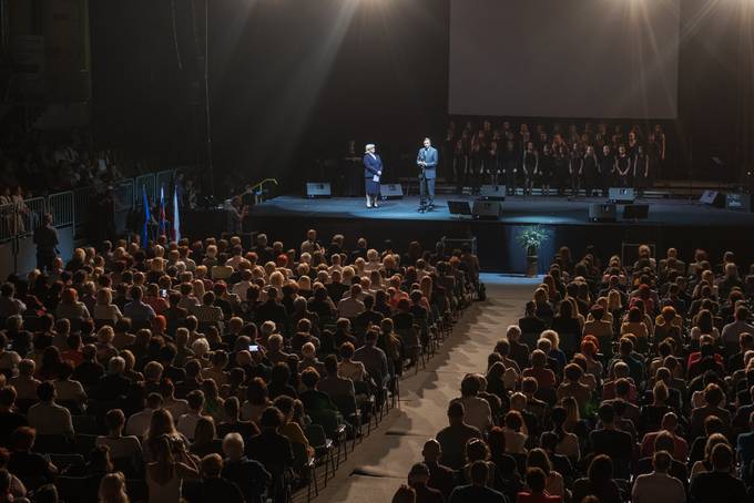 Predsednik republike na slovesnosti ob 80. obletnici Osnovne ole Franceta Preerna v Mariboru