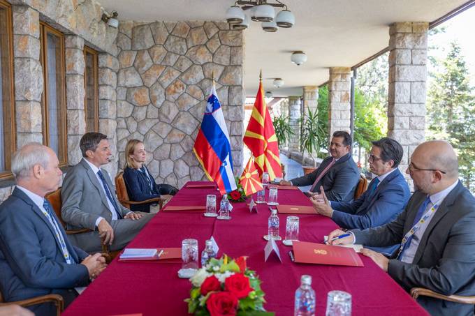 Predsednik Pahor na Prespanskem forumu: “Slovenija si bo v asu predsedovanja iskreno prizadevala za reitev bolgarske blokade Severne Makedonije”