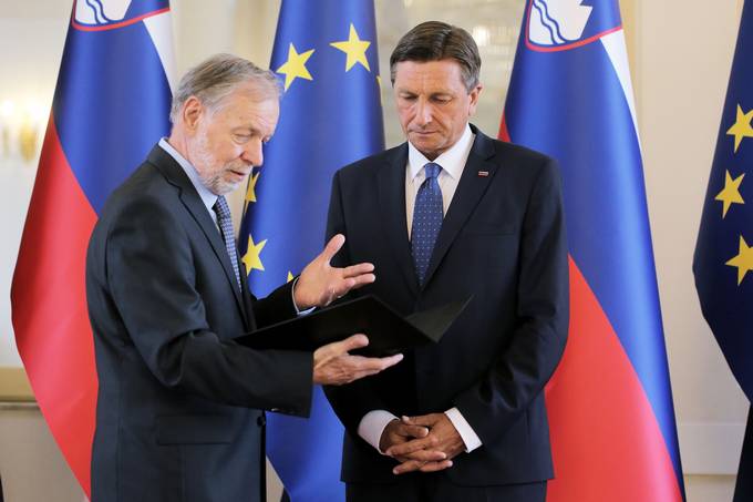 Predsednik Pahor podpisal Ukaz o sklicu prve seje dravnega zbora_2