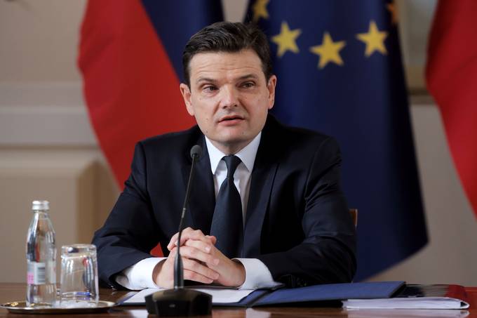 Danes je v Predsedniki palai potekala javna predstavitev kandidata za viceguvernerja, lana Sveta Banke Slovenije. Javnosti se je predstavil mag. Marjan Divjak