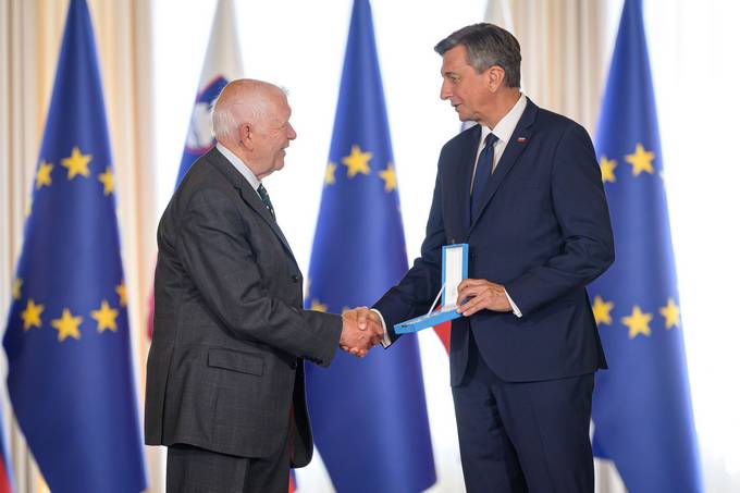 Predsednik republike v Predsedniki palai priredil posebno slovesnost ob 30-letnici mednarodnega priznanja Republike Slovenije - Miles