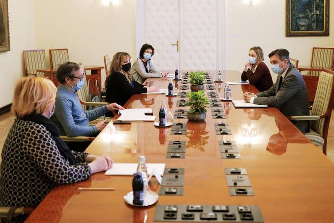 Predsednik Pahor s predstavniki humanitarnih organizacij o duevnih in socialnih stiskah ljudi v asu epidemije