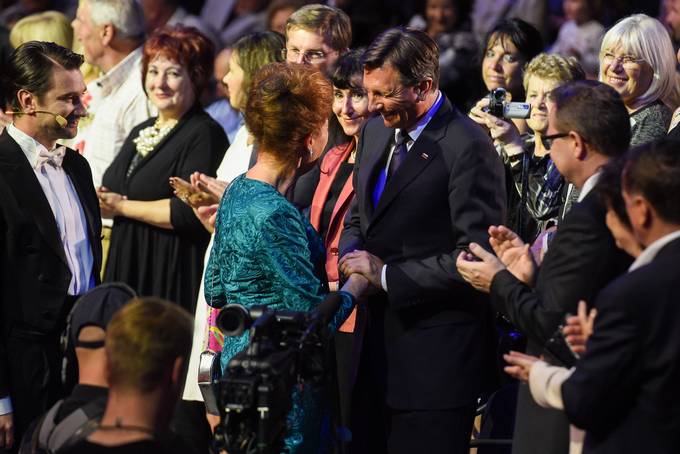 Predsednik Pahor in gospa Pear na koncertu Poletna no, Poklon Elzi Budau v okviru 63. Ljubljana Festivala.