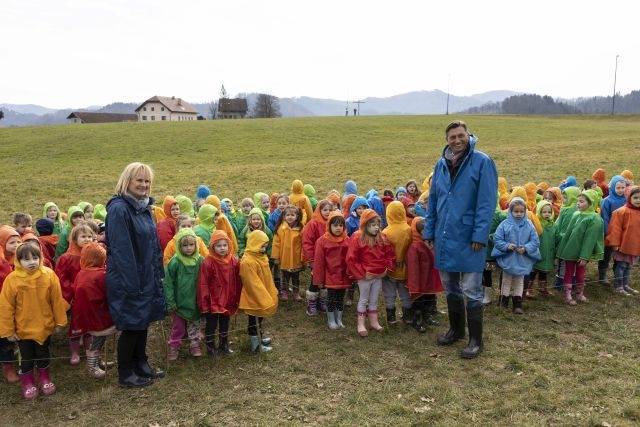Predsednik Pahor in Vrtec Litija skupaj obeleila dananjo 30-letnico uradnega imena Republika Slovenija