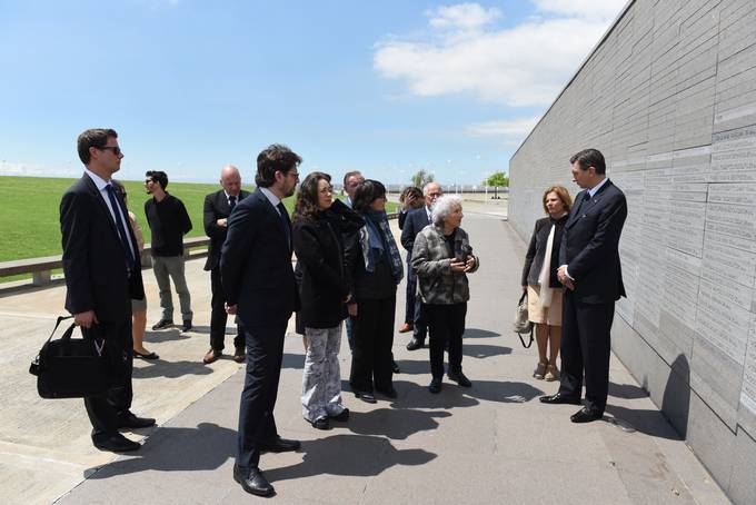 Predsednika Pahor nadaljuje prvi predsedniki obisk v Argentinski republiki - Spominski park rtvam diktature