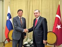 21. 9. 2016, New York, ZDA – Predsednik republike Borut Pahor in predsednik Republike Turije Recep Tayyip Erdoğan sta ob robu generalne skupine Organizacije zdruenih narodov v New Yorku govorila o razmerah po nedavnem poskusu dravnega udara v Turiji (STA)
