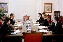 30. 11. 2017, Ljubljana – Izbirna komisija za izbiro namestnika predsednika KPK predsedniku republike predstavila poroilo (Daniel Novakovi/STA)