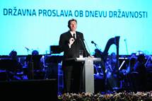 24. 6. 2016, Ljubljana – Predsednik republike na osrednji slovesnosti ob dnevu dravnosti in 25. obletnici osamosvojitve Slovenije (Neboja Teji/STA)