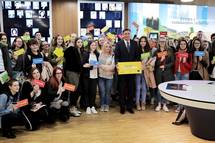 1. 4. 2019, Ljubljana – Predsednik Republike Slovenije Borut Pahor z mladimi o prihodnosti EU (Daniel Novakovi/STA)