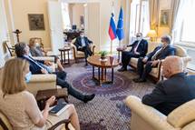 20. 7. 2021, Ljubljana – Predsednik Pahor sprejel predsednika in podpredsednika Fundacije Narodni dom (UPRS)