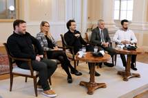 1. 2. 2018, Ljubljana – Predsednik republike je gostil pogovor dijakov z ljudmi, ki opravljajo poklice prihodnosti (Daniel Novakovi / STA)