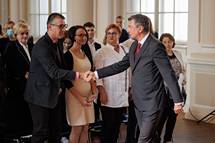 10. 10. 2022, Ljubljana – Predsednik Republike Slovenije Borut Pahor je danes popoldan v Predsedniki palai priredil slavnostni sprejem ob zakljuku akcije Moj zdravnik 2022 (Neboja Teji/STA)