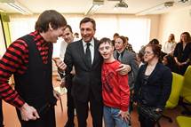 23. 2. 2017, Dobrna – Predsednik Pahor obiskal Center za usposabljanje, delo in varstvo Dobrna (Neboja Teji / STA)