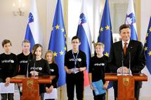 20. 11. 2017, Ljubljana – Predsednik Republike Slovenije Borut Pahor se je pridruil globalni pobudi UNICEF-a ob svetovnem dnevu otrok (Daniel Novakovi/STA)