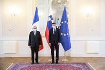 4. 9. 2020, Ljubljana – Predsednik Pahor je francoskemu ministru za Evropo in zunanje zadeve Jean-Yves Le Drianu izrazil eljo po bolj okrepljenem sodelovanju med dravama in na ravni Evropske unije (Neboja Teji/STA)