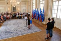 8. 6. 2015, Ljubljana – Ob dravnem prazniku, dnevu Primoa Trubarja v Predsedniki palai pester kulturni program (STA/Neboja Teji)