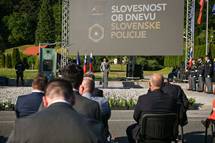 28. 6. 2021, Holmec – Predsednik Pahor ob dnevu slovenske policije: »Slovenska policija je obranila in varovala prebivalce in svojo domovino. Njeno varnost zagotavlja tudi danes in tako bo vedno v prihodnje« (Neboja Teji/STA)