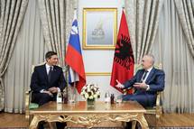 27. 11. 2019, Ljubljana – Predsednik Pahor v telefonskem pogovoru albanskemu predsedniku Meti izrazil soalje ob hudem potresu, ki je prizadel Albanijo (Daniel Novakovi/STA)