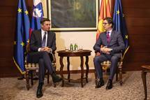 23. 11. 2019, Novi Sad – Predsednik republike Borut Pahor podprl zamisel o t.i. mini Schengnu, ker poudarja sodelovanje in krepi zaupanje med dravami v regiji (UPRS)