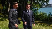 1. 9. 2015, Bled – Predsednik republike Borut Pahor se je sestal z namestnikom predsednika vlade in ministrom za zunanje in evropske zadeve Slovake republike Miroslavom Lajakom (Neboja Teji/STA)