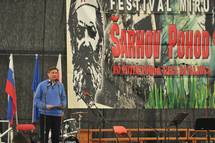 26. 4. 2014, Ljubljana – Predsednik republike Borut Pahor se je udeleil 7. festivala miru na Pohorju (Tamino Petelinek/STA)