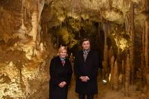 21. 2. 2017, Hrvaka – Predsednik Pahor in predsednica Grabar-Kitarovi na neformalnem delovnem kosilu na Hrvakem (Neboja Teji / STA)