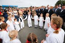 7. 9. 2014, Mejni prehod za obmejni promet (most) v Sedlarjevem – Slovenski predsednik Pahor in hrvaki predsednik Josipovi na obeleitvi 10. obletnice ustanovitve turistine cone Sotla (Ane Malovrh)