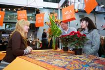 29. 11. 2014, Ljubljana – Predsednik republike in gospa Pear sta se danes udeleila otvoritve 21. mednarodnega dobrodelnega bazarja, ki ga organizira Slovensko mednarodno zdruenje ensk - SILA. (Ane Malovrh)