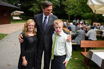 14. 9. 2015, Ljubljana – Predsednik Republike Slovenije Borut Pahor se je udeleil slovesnosti ob 30-letnici Doma kofljica, prvega doma za odrasle s posebnimi potrebami v Sloveniji (Neboja Teji/STA)