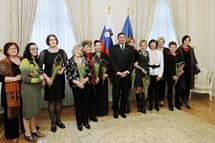 20. 1. 2015, Ljubljana – Predsednik republike Borut Pahor je sprejel kandidatke za naziv Slovenka leta 2014 (Daniel Novakovi / STA)