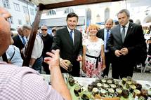 19. 5. 2017, Ptuj – Predsednik Pahor se je udeleil otvoritve 28. dravne razstave Dobrot slovenskih kmetij 2017 (Daniel Novakovi/STA)